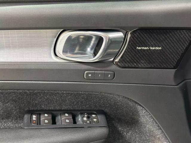 Photo of 2019 Black Volvo XC40