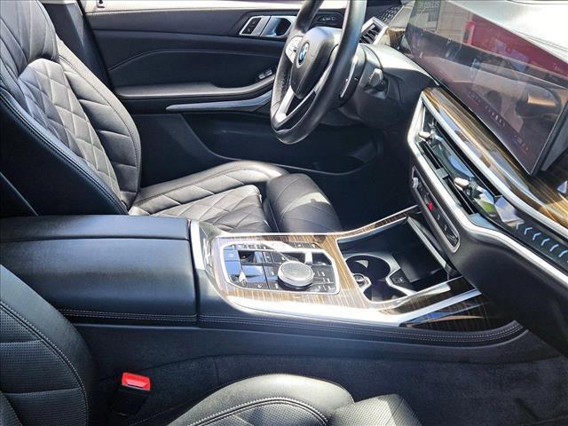 Photo of 2024 Blue BMW X7