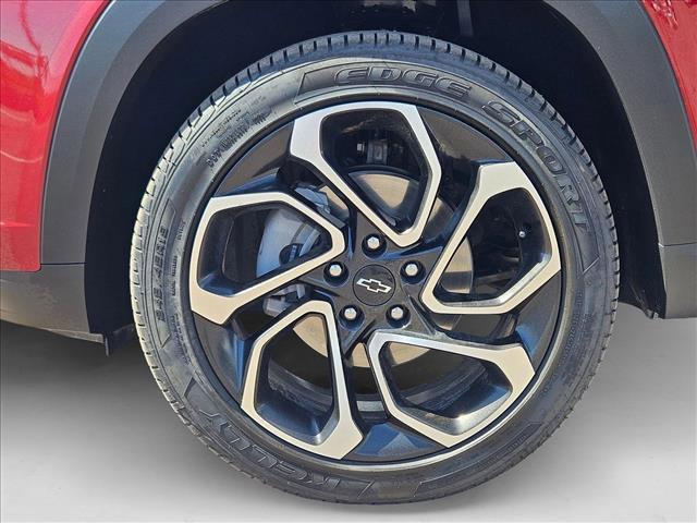 Photo of 2024 Crimson Metallic Chevrolet Trax