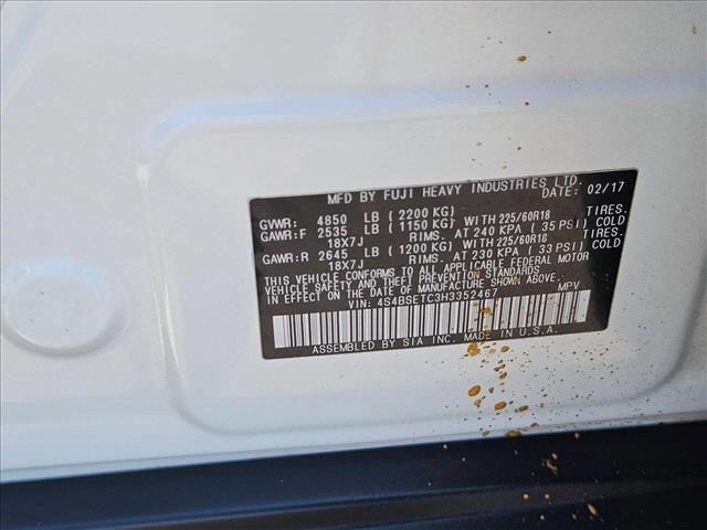 Photo of 2017 Crystal White Pearl Subaru Outback