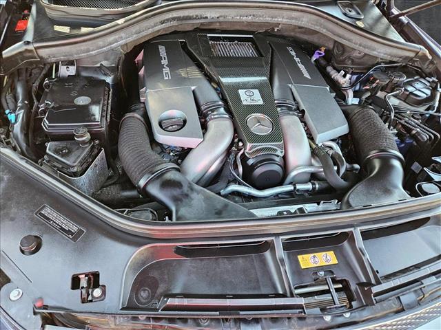 Photo of 2017 Brilliant Blue Metallic Mercedes-Benz AMG GLE 63