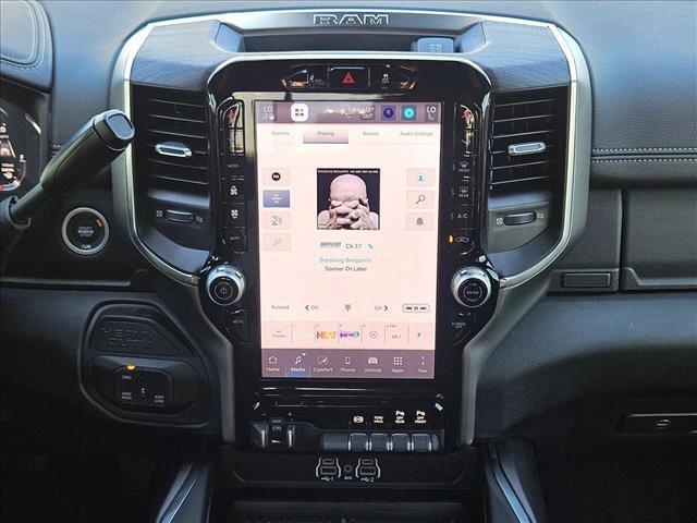 Photo of 2025 Granite Crystal Metallic Clearcoat RAM 2500