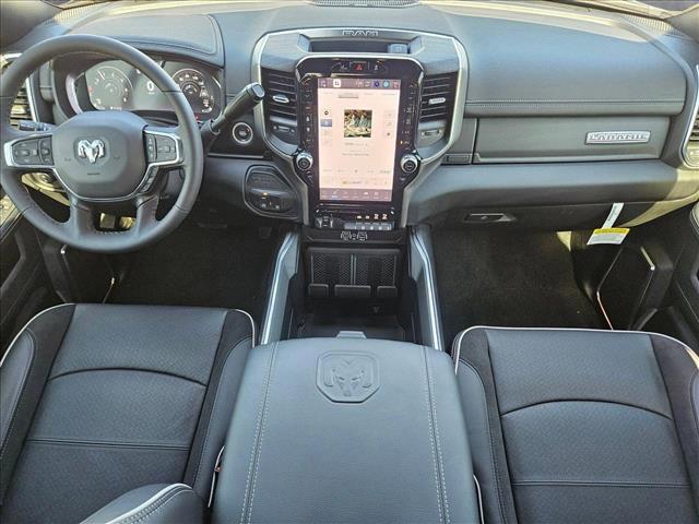 Photo of 2025 Granite Crystal Metallic Clearcoat RAM 2500