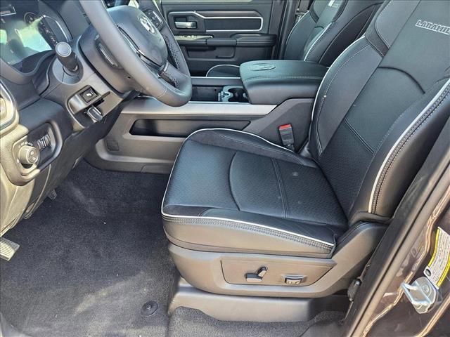 Photo of 2025 Granite Crystal Metallic Clearcoat RAM 2500