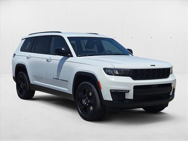 Photo of 2025 Bright White Clearcoat Jeep Grand Cherokee L