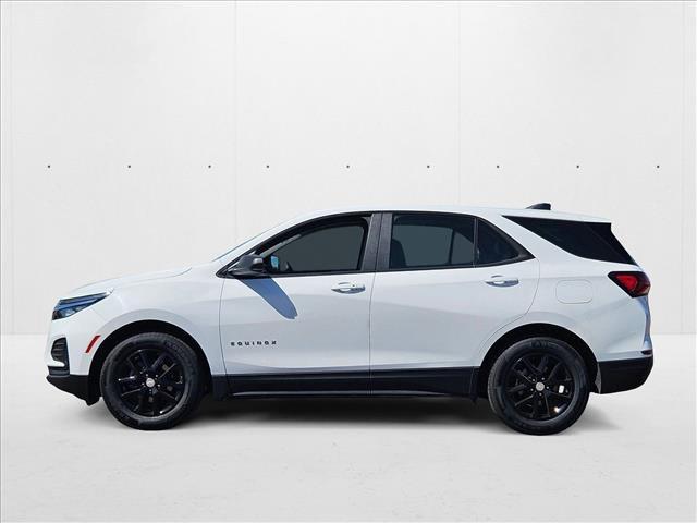 Photo of 2023 Summit White Chevrolet Equinox