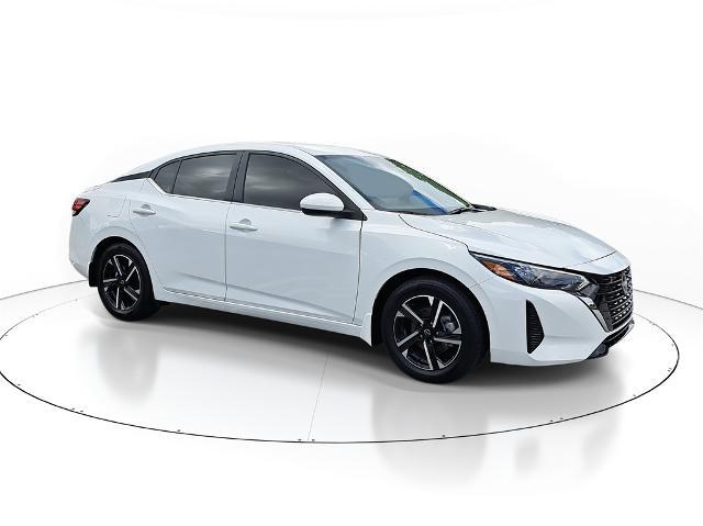 Photo of 2025 Aspen White Nissan Sentra