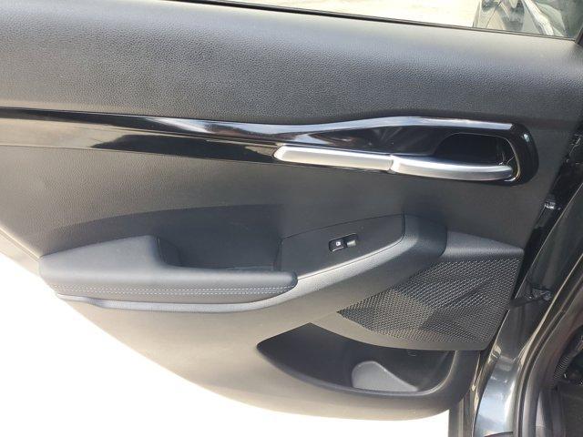 Photo of 2023 Gravity Gray Kia Seltos