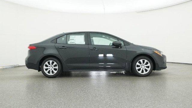 Photo of 2025 Black Toyota Corolla