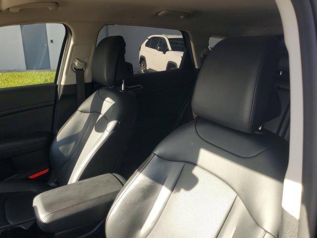 Photo of 2023 Everlasting Silver Kia Sportage