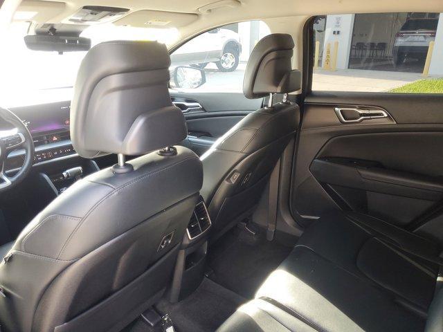 Photo of 2023 Everlasting Silver Kia Sportage