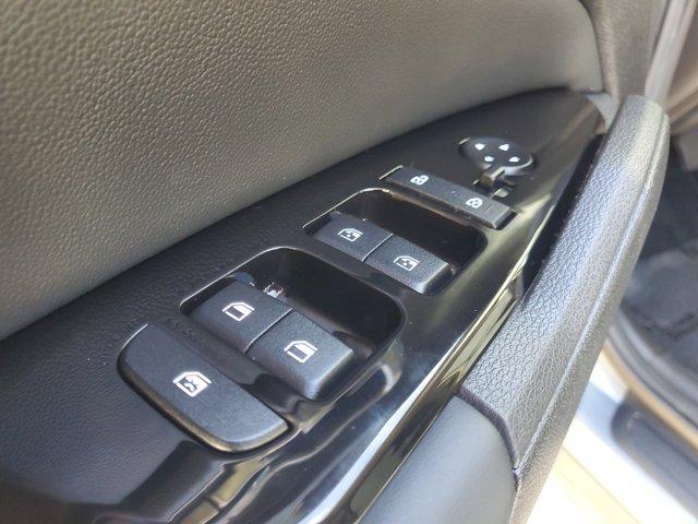 Photo of 2023 Everlasting Silver Kia Sportage