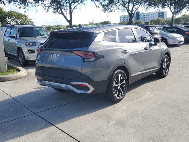 Photo of 2023 Everlasting Silver Kia Sportage