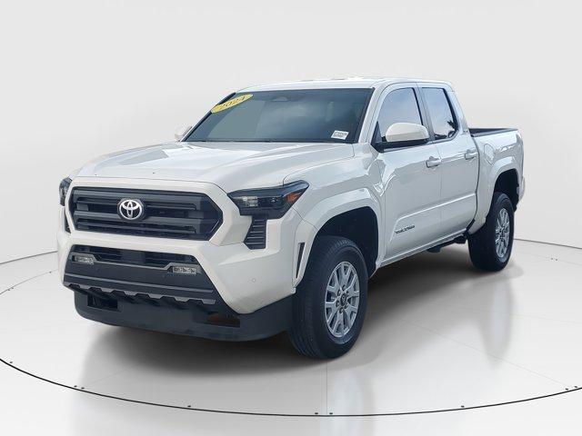 Photo of 2024 White Toyota Tacoma
