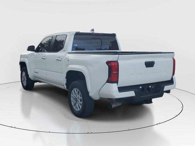 Photo of 2024 White Toyota Tacoma