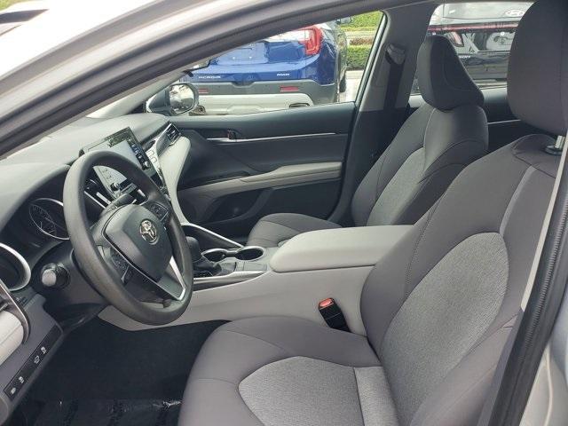 Photo of 2023 Silver Toyota Camry