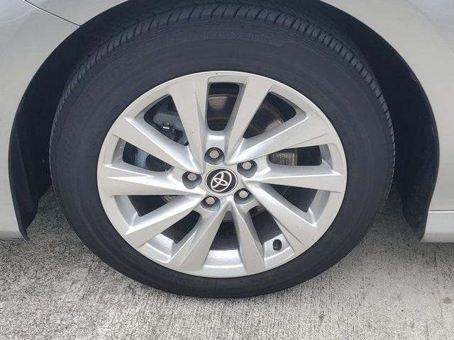 Photo of 2023 Silver Toyota Camry