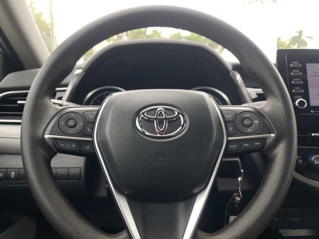 Photo of 2023 Silver Toyota Camry