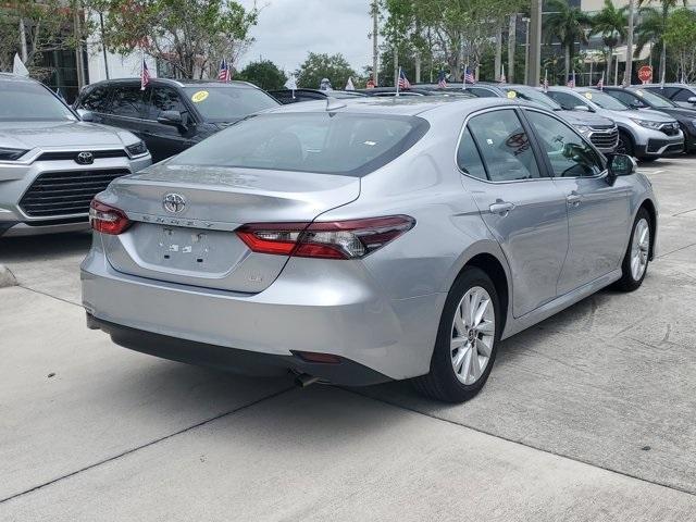 Photo of 2023 Silver Toyota Camry