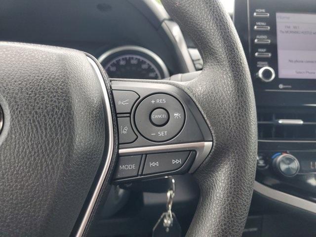 Photo of 2023 Silver Toyota Camry