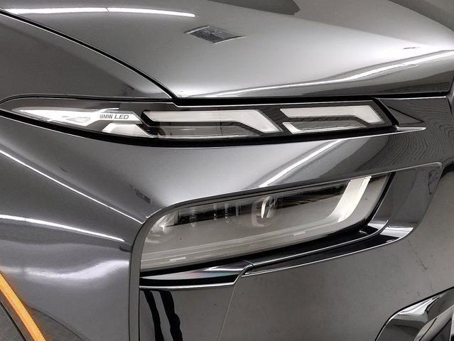 Photo of 2026 Black Sapphire Metallic BMW X7