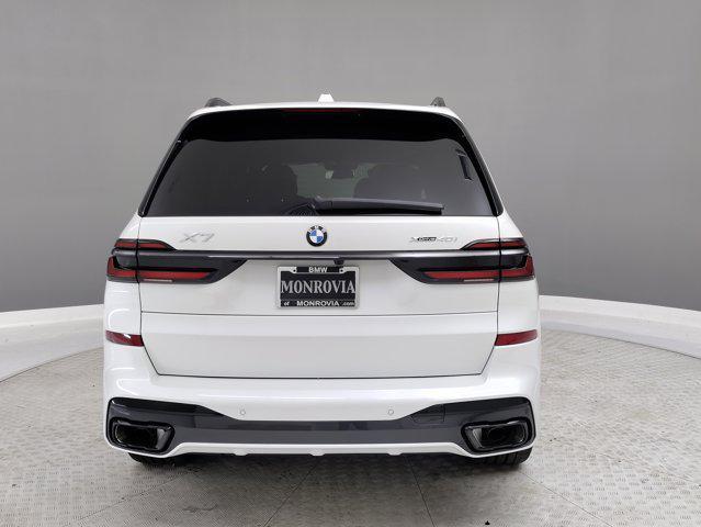 Photo of 2026 Mineral White Metallic BMW X7