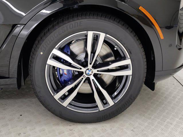 Photo of 2026 Black Sapphire Metallic BMW X7