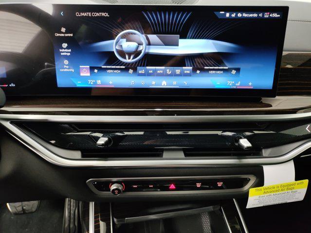 Photo of 2026 Black Sapphire Metallic BMW X7