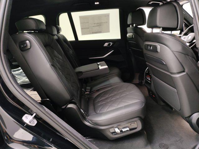 Photo of 2026 Black Sapphire Metallic BMW X7