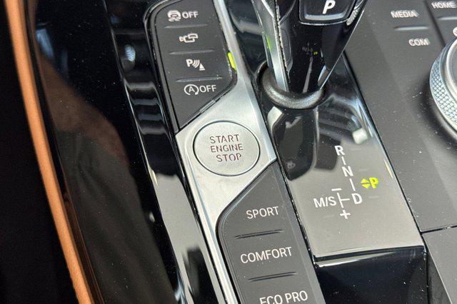 Photo of 2022 Phytonic Blue Metallic BMW X4
