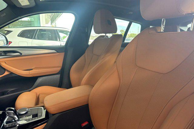 Photo of 2022 Phytonic Blue Metallic BMW X4
