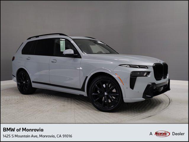2023 BMW X7
