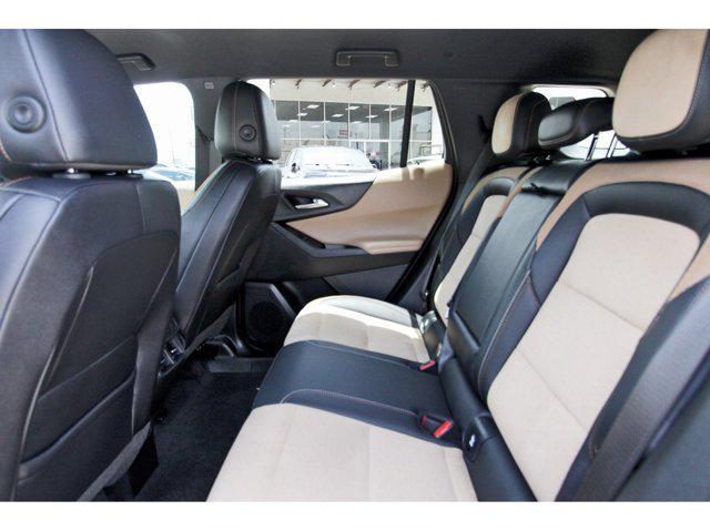 Photo of 2025 Cacti Green Chevrolet Equinox