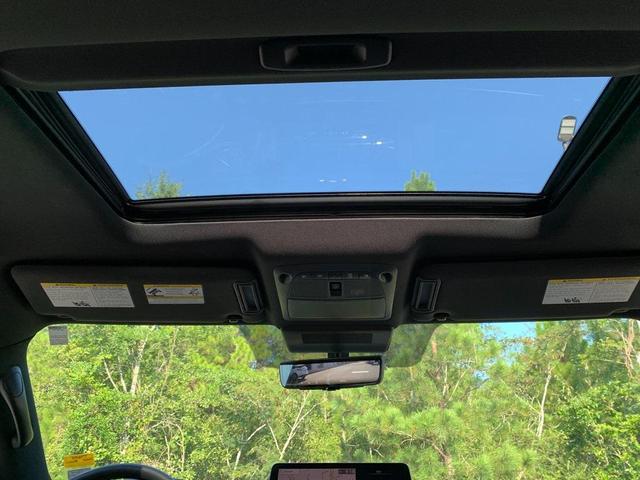 Photo of 2024 Coulis Red Pearl Nissan Armada