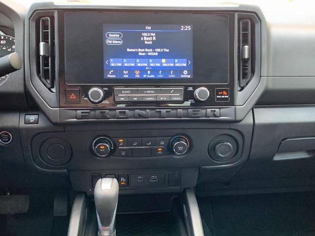 Photo of 2025 Super Black Nissan Frontier