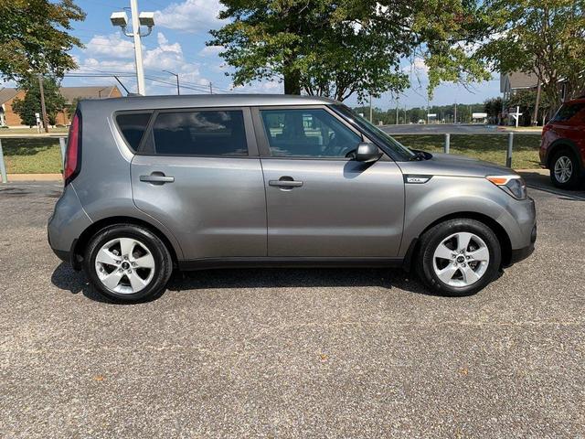 Photo of 2018 Titanium Gray Kia Soul