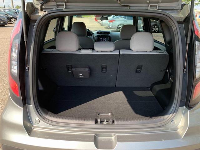 Photo of 2018 Titanium Gray Kia Soul