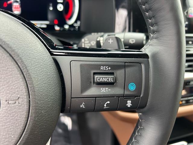 Photo of 2024 Super Black Nissan Pathfinder