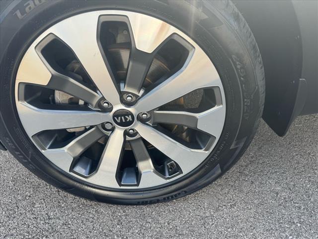 Photo of 2020 Gravity Gray Kia Telluride