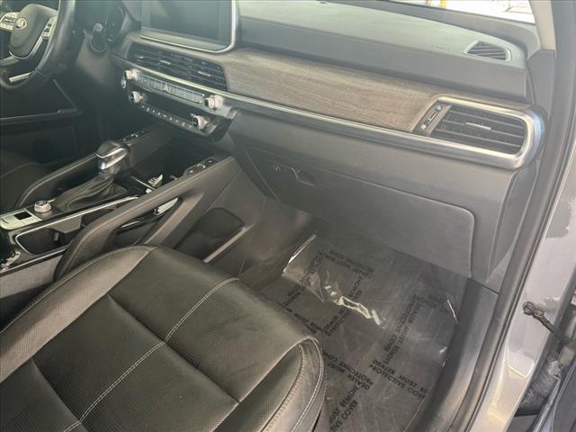 Photo of 2020 Gravity Gray Kia Telluride