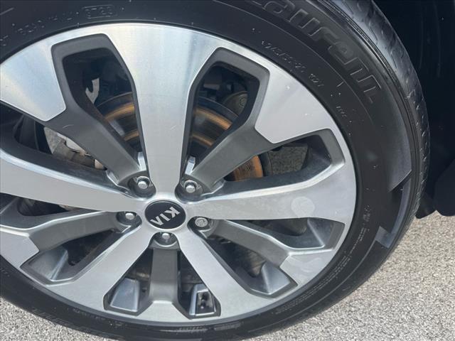Photo of 2020 Gravity Gray Kia Telluride