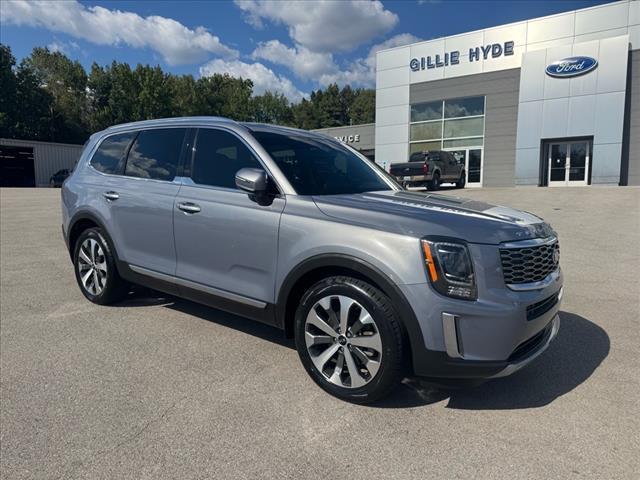 Photo of 2020 Gravity Gray Kia Telluride
