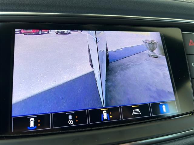 Photo of 2024 White Frost Tri-Coat Buick Enclave