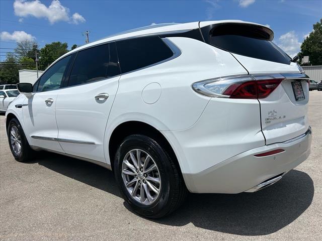 Photo of 2024 White Frost Tri-Coat Buick Enclave