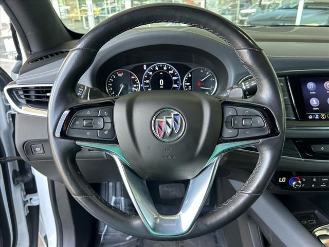 Photo of 2024 White Frost Tri-Coat Buick Enclave