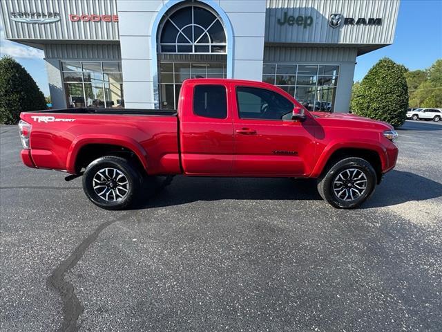 Photo of 2022 Barcelona Red Metallic Toyota Tacoma