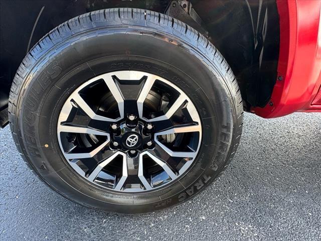 Photo of 2022 Barcelona Red Metallic Toyota Tacoma