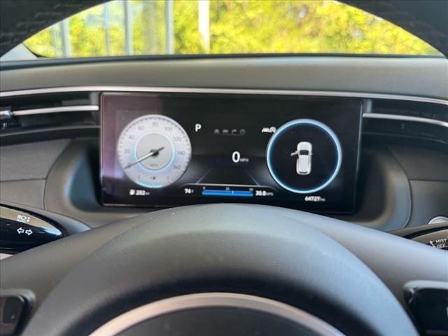 Photo of 2023 White Hyundai TUCSON