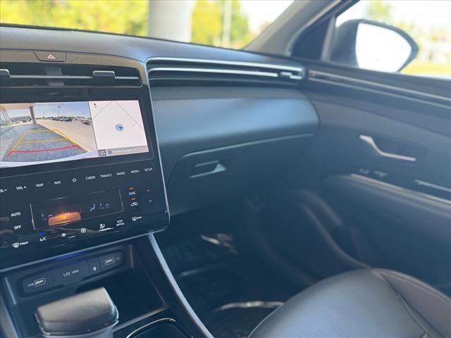 Photo of 2023 White Hyundai TUCSON