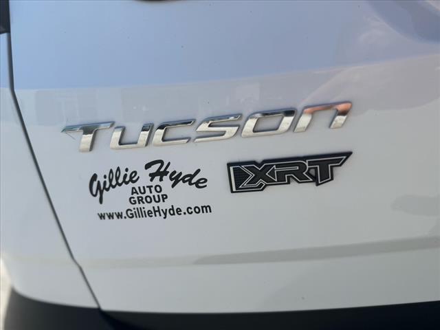 Photo of 2023 White Hyundai TUCSON